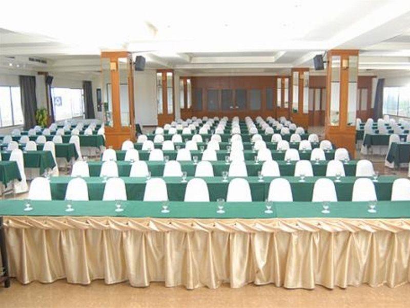 Chakungrao Riverview Hotel Kamphaeng Phet Dış mekan fotoğraf