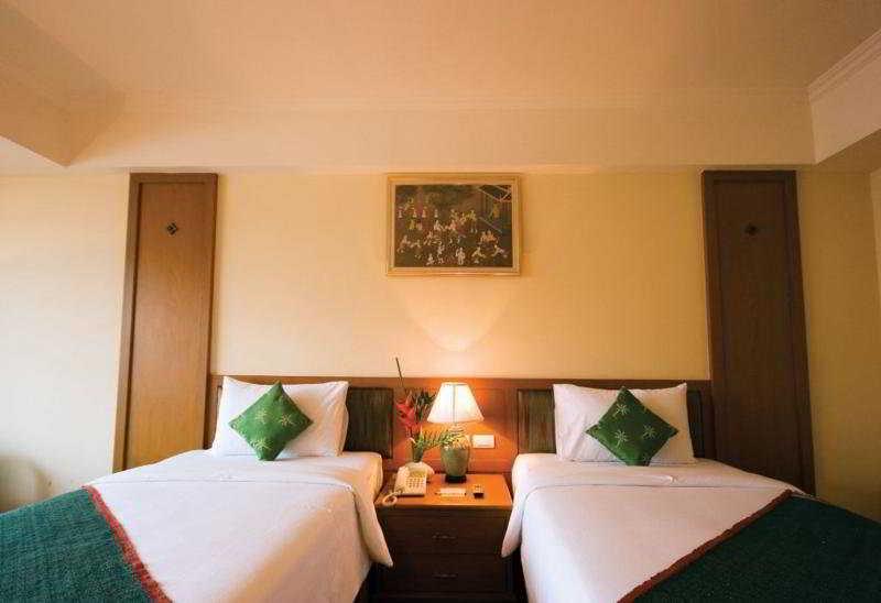 Chakungrao Riverview Hotel Kamphaeng Phet Dış mekan fotoğraf